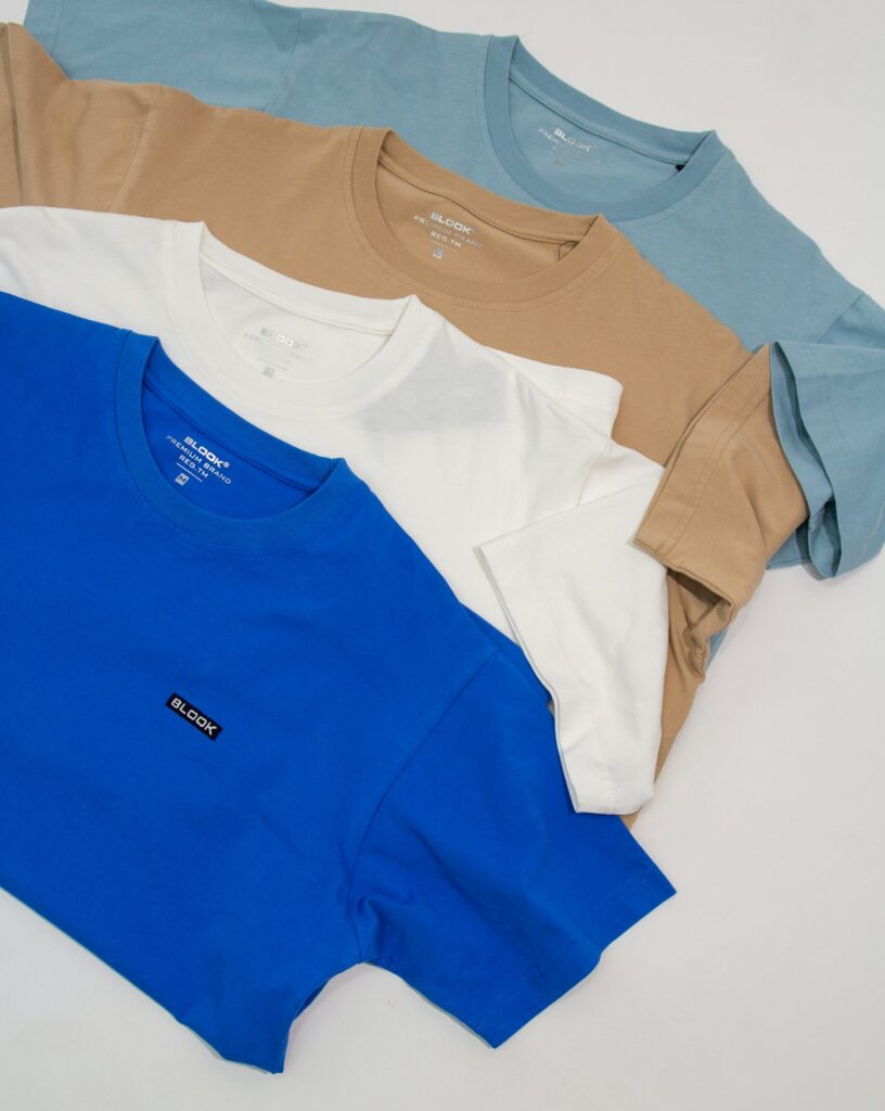 Camiseta Boxy Faith Azul Royal